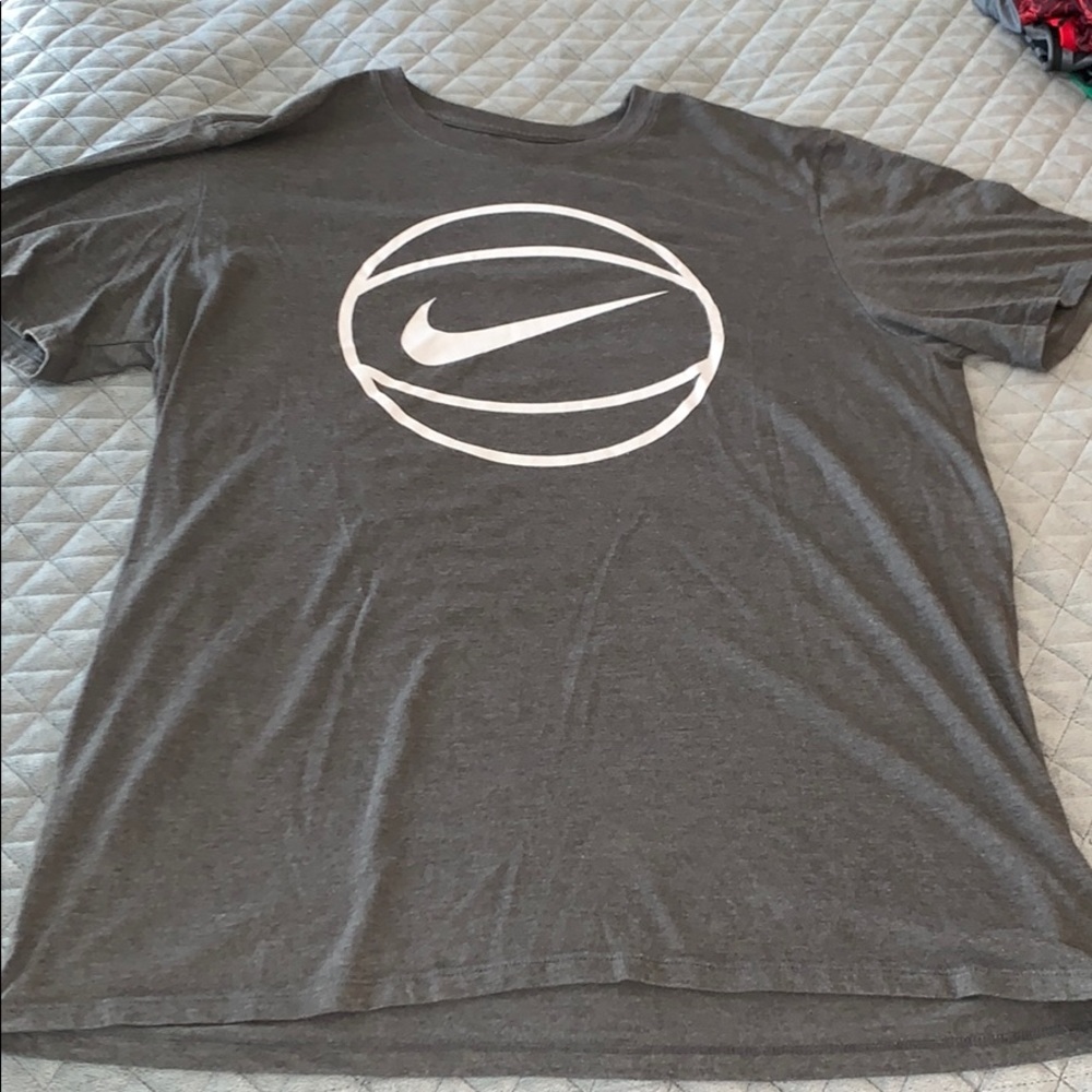 Nike Tee
